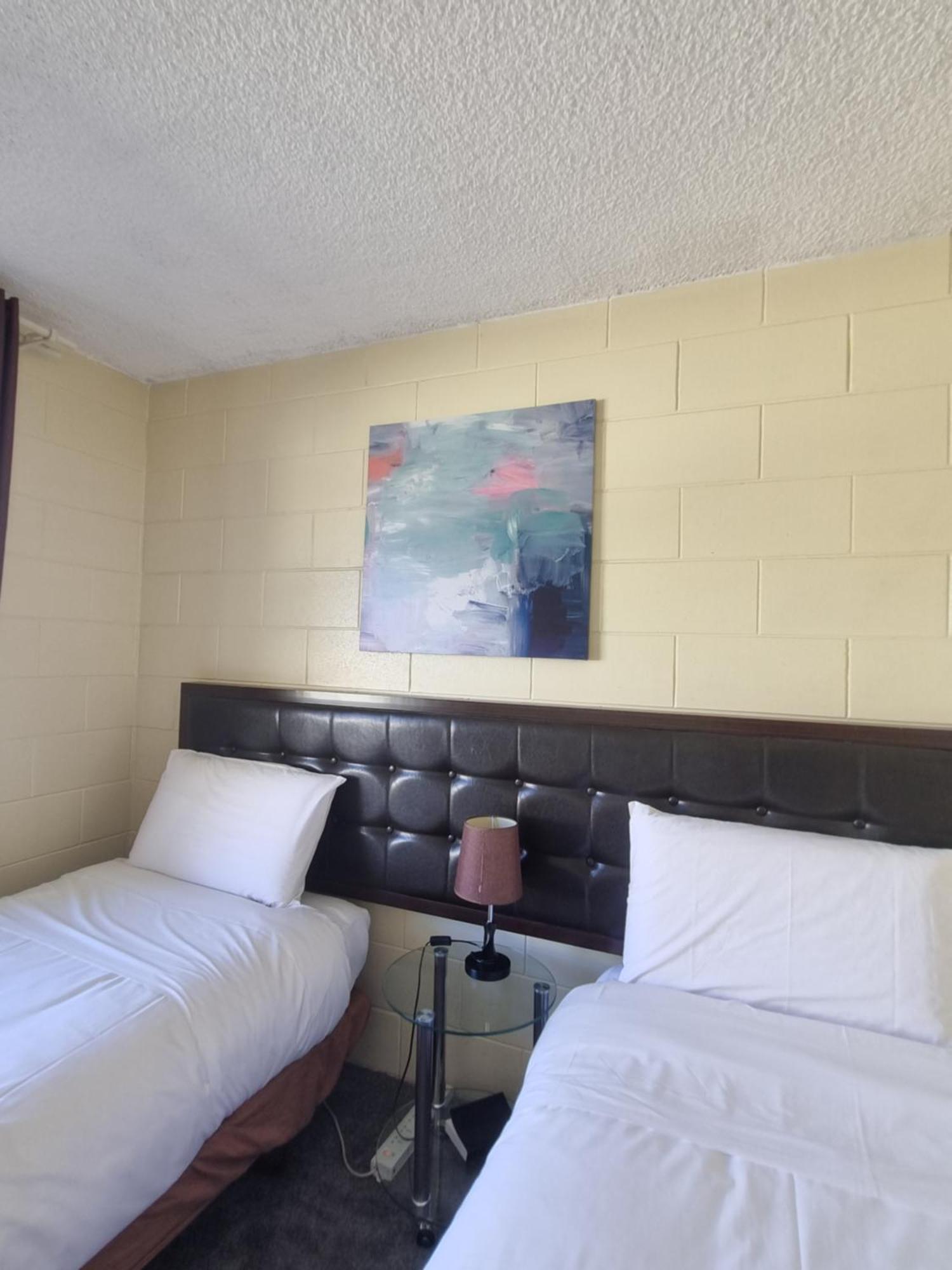 Cedar Lodge Motel Hamilton Exteriör bild